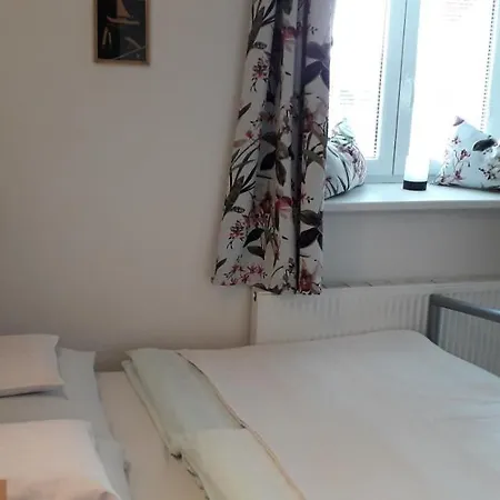 Woodcock Apartment