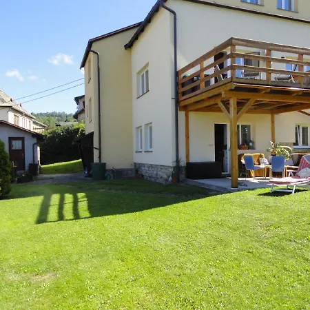 Apartament Woodcock Poniklá